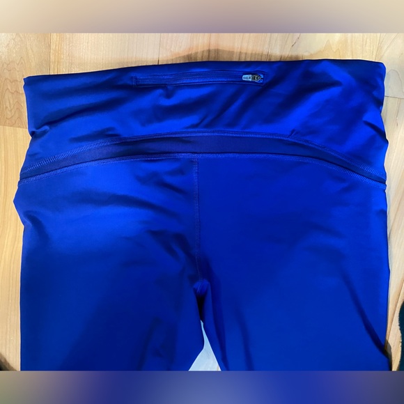 Never Worn Champion XXL Women’s Leggings NWOT - Picture 4 of 6